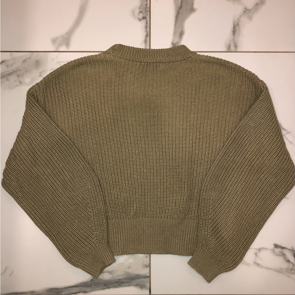 H&M Oversized Pull - Picture 2 of 4